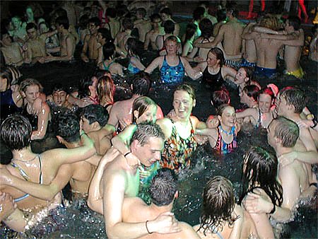 Freizeit- und Erlebnisbad in der Nähe